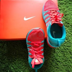 Nike women’s sneakers